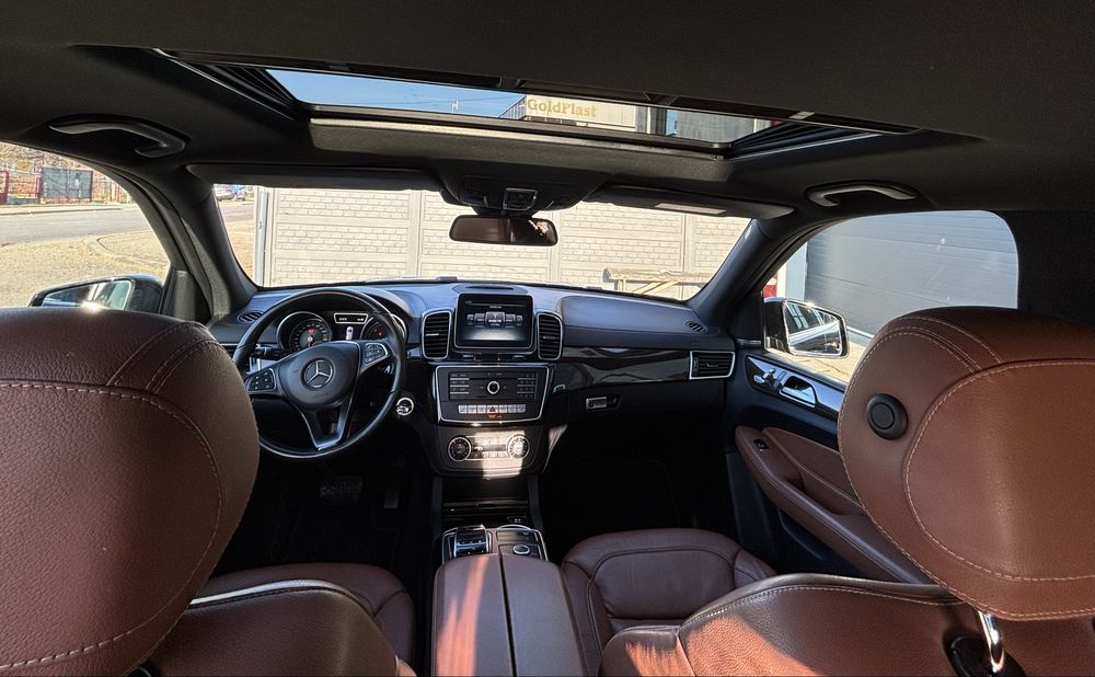 Mercedes-Bens GLE 350 pachet AMG