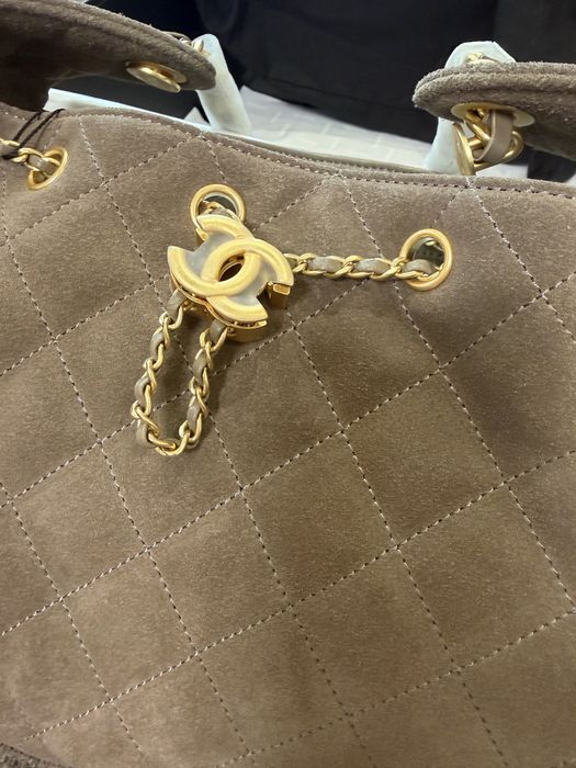 Чанта new leather CHANEL