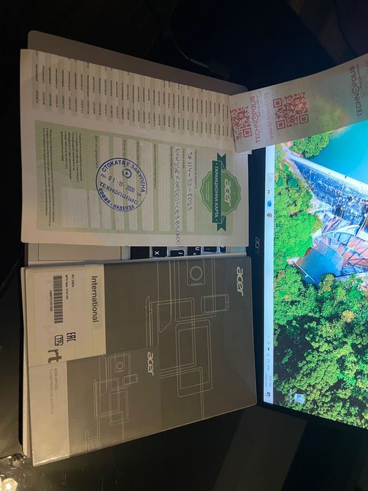 Лаптоп Acer swift 1