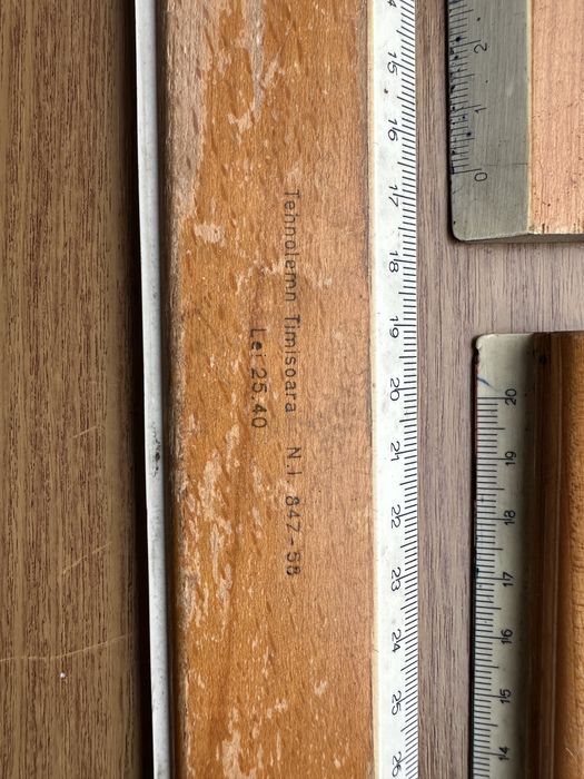 Rigle vechi pentru desen uz scolar