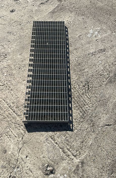 Trepte zincate galvanizate