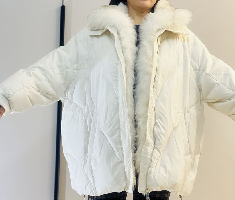 Продам стильную куртку