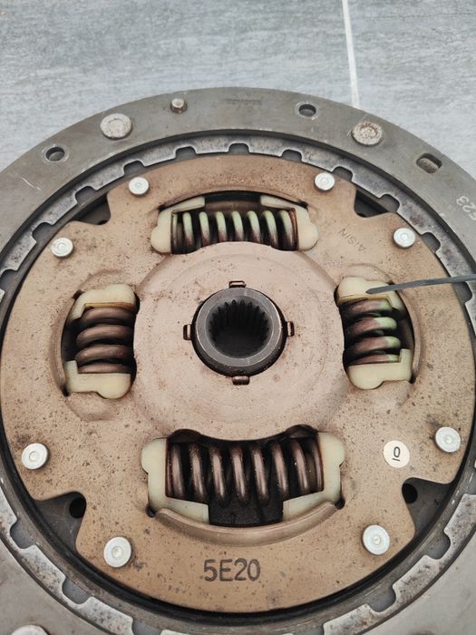 Съединител Тойота Приус 20