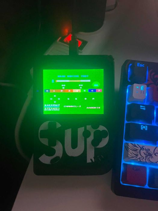 Продам игровую консоль Sup