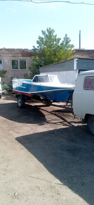 Продам катер Амур