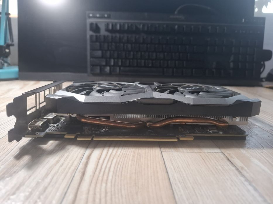 Placa video MSI Rx 5500 xt 8gb vram