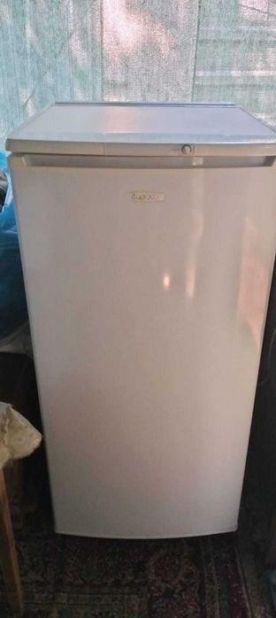 Холодильник Бирюса