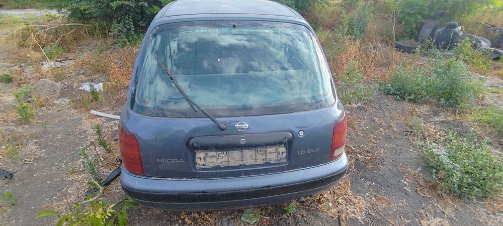 Nissan micra 1.0 на части