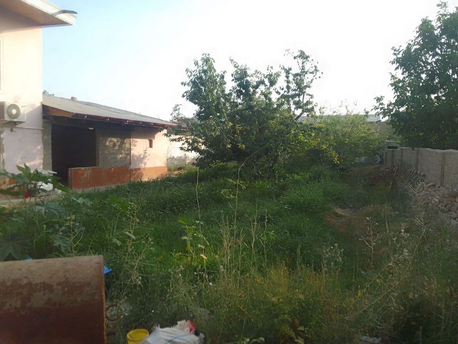 Уй сотилади 8 сотик