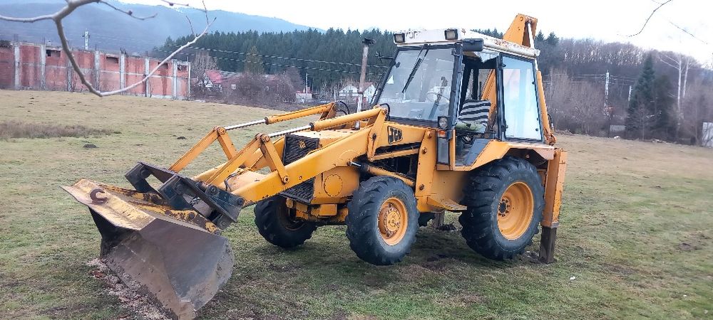 Buldoexcavator Jcb3cx