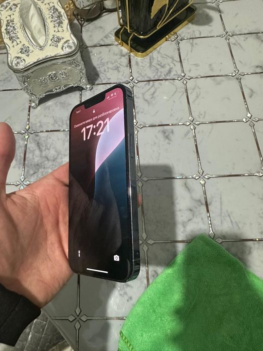Продам айфон 13 про идеал