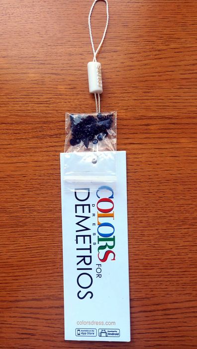 Елегантна дизайнерска вечерна рокля в тъмно синьо