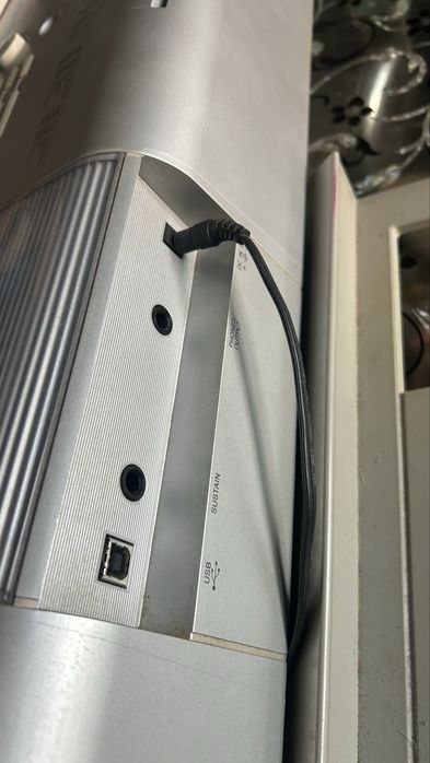 Синтезатор YAMAHA DHC-205