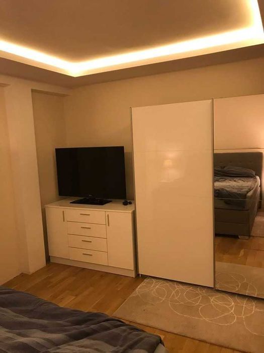 Дава се под наем Двустаен апартамент в София, Център - 60 кв.м за 392.7 € - Снимка #4