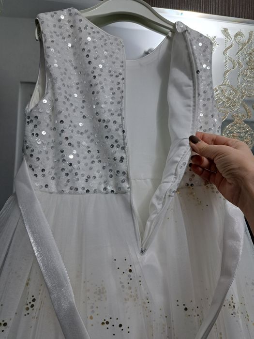 Rochie alba fetita marimea 130