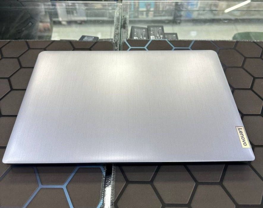 Lenovo IP3 / i3-1215U / 4GB / 256SSD / FHD / Ideal