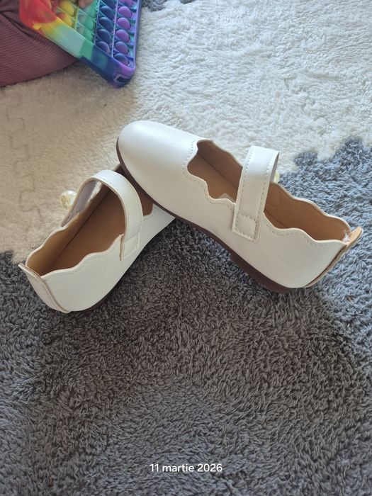Pantofi eleganti nr.28
