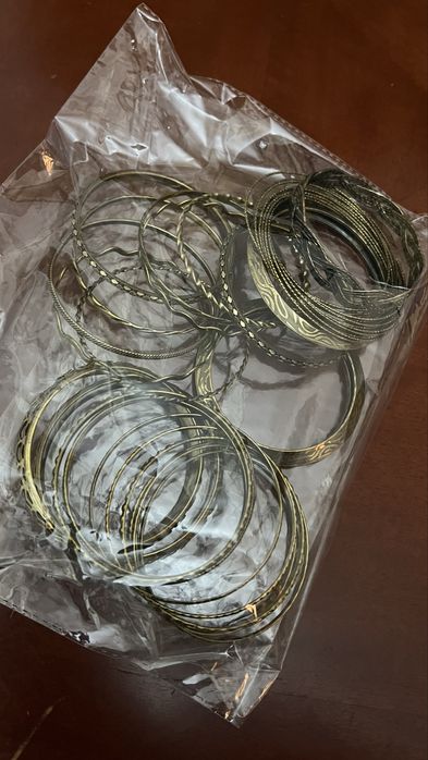 Продам браслеты в индийском стиле