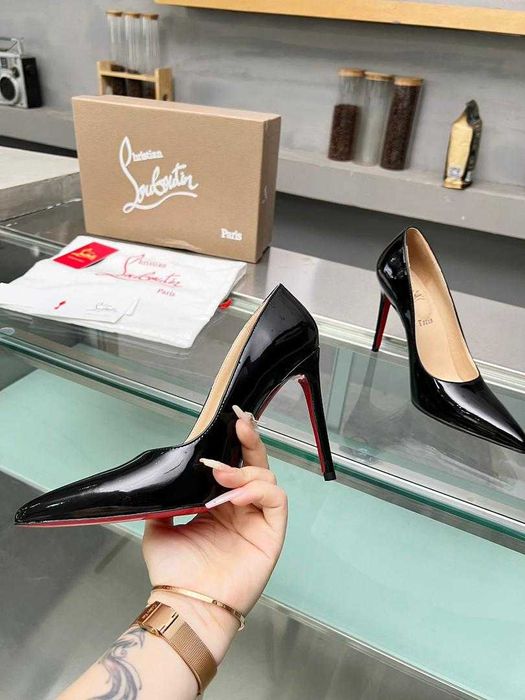 Tocuri Negre Louboutin