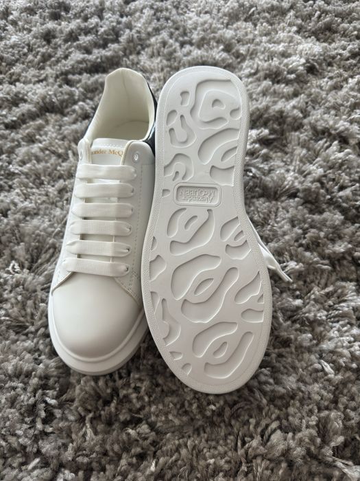 Alexander McQueen marime 43