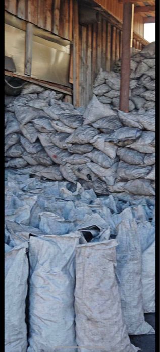 Pista kòmir maxsulotlari sotiladi optom narxlarda