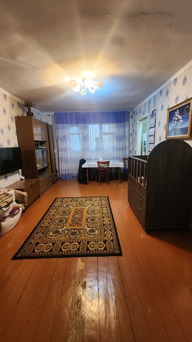 Срочно продается 2х ком. Балкон 1,5*6