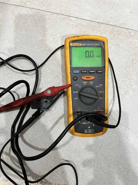 Мегаомметр Fluke 1507