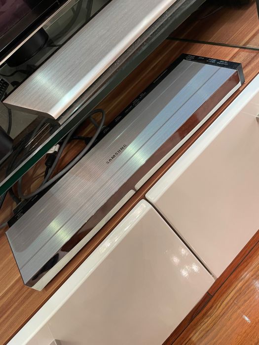 Samsung 55” 3D 4K UHD Smart TV (Curved Screen)