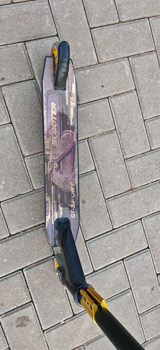 Продается трюковый самокат GF-Sport