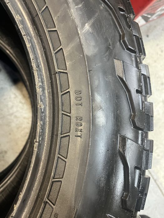 Гуми Falken Wildpeak A/T 265/60/18 ,свалени от Jeep Grand Cherokee