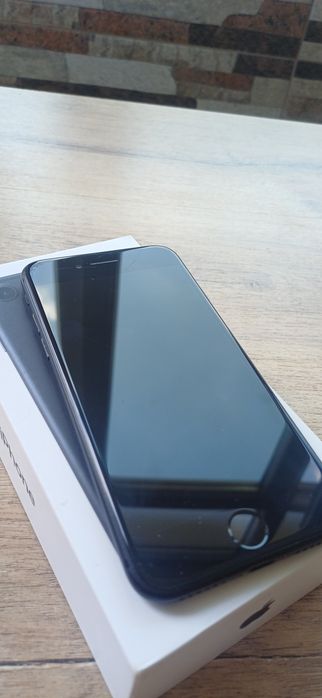Iphone 7  работещ