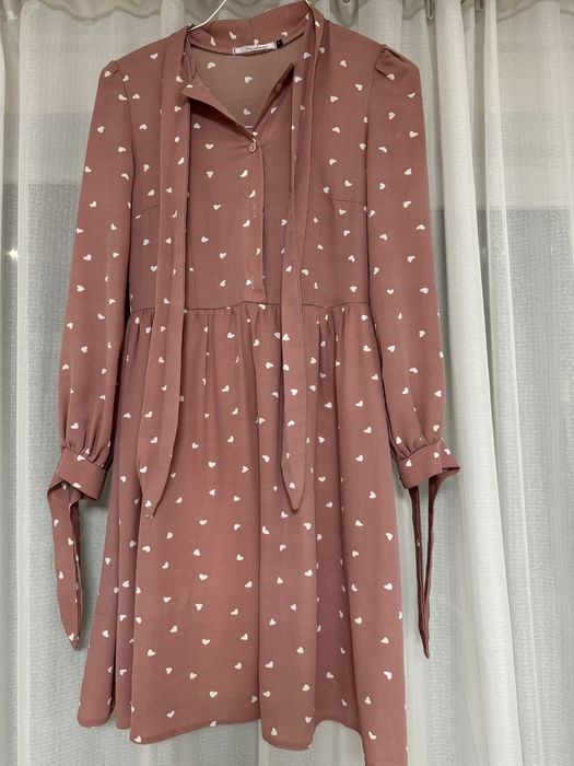 Кравивые платья б/у