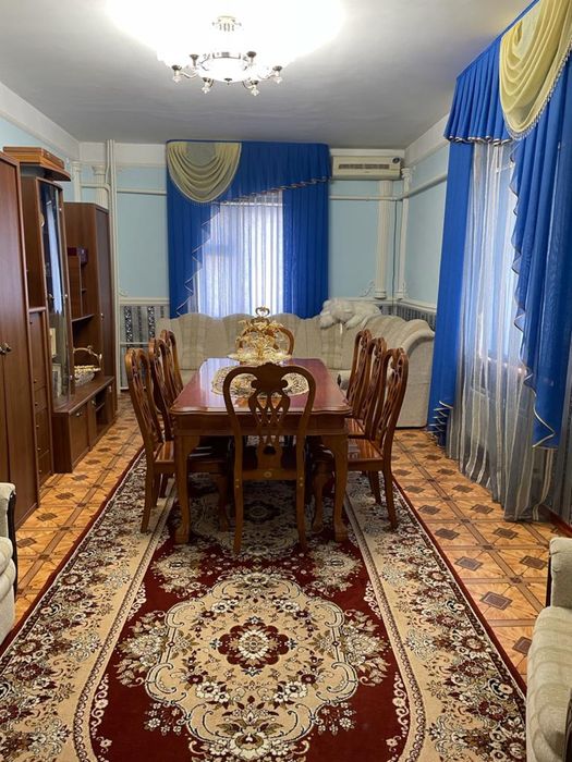 Продается 2-х этажный дом