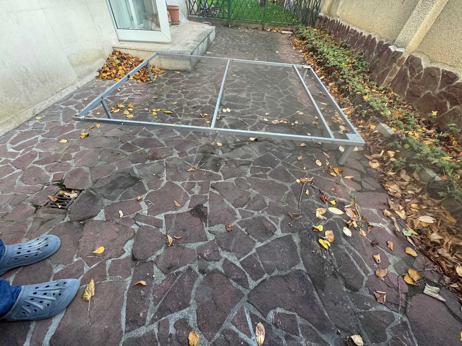 Комплект легло за спалня и 2 нощни шкафчета