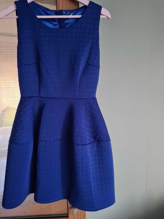 Спортно елегантни рокли