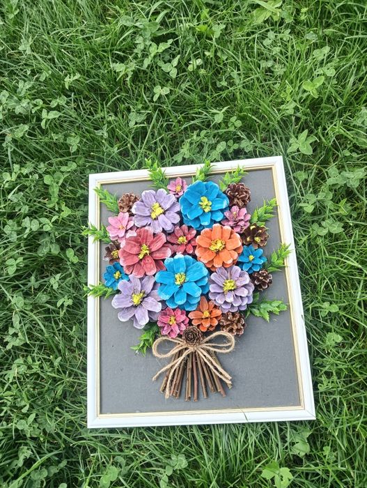 Tablou handmade cu conuri