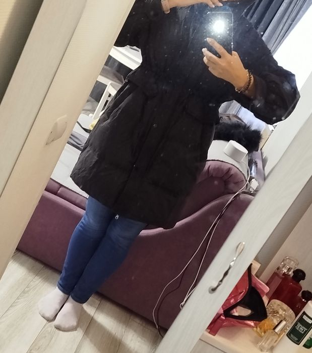 Продам  черную куртку демисезон