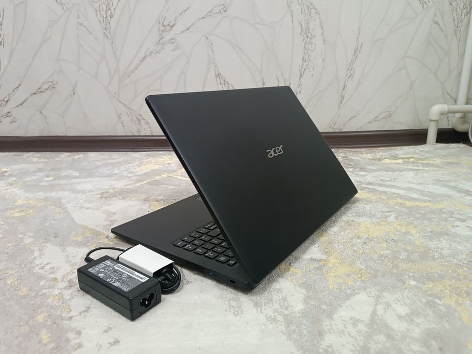 НОУТБУК Acer 2021 / Silver Windows 10 Pro.