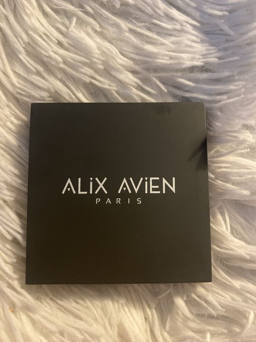 Alix Avien палетка