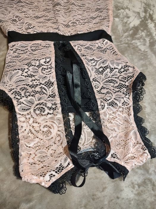 Дамска дантелена рокля