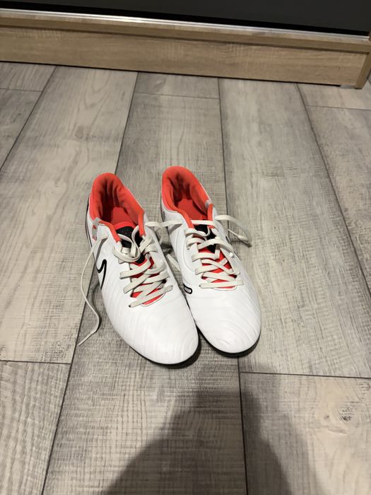 Бутонки nike tiempo