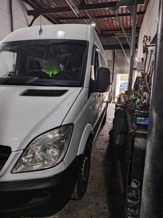 vind sprinter 8+1 locuri 2012