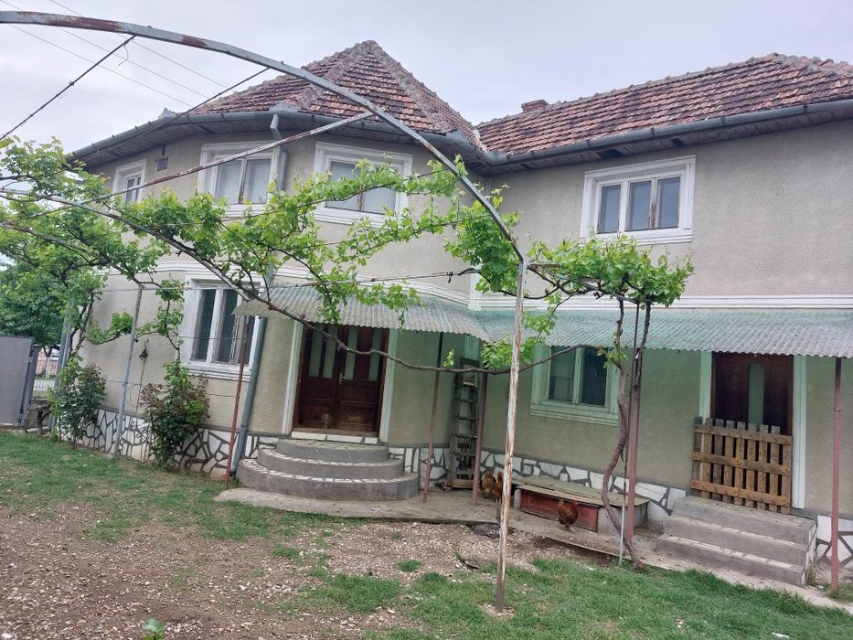 Casă de vânzare, comuna Păuliș, județul Arad