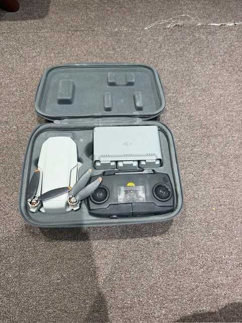 Дрон DJI Mini SE