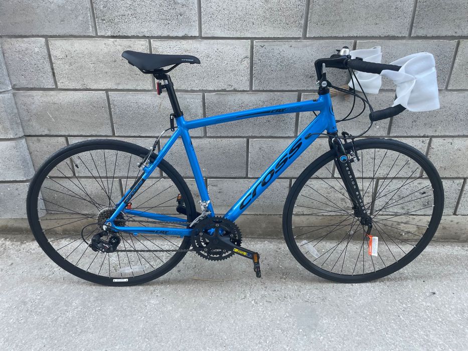 Шосеен бегач Cross