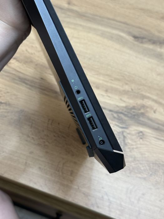 Продам ноутбук HP Pavilion Gaming 15