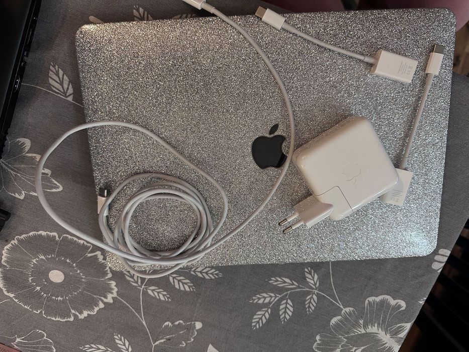 MacBook Pro лаптоп