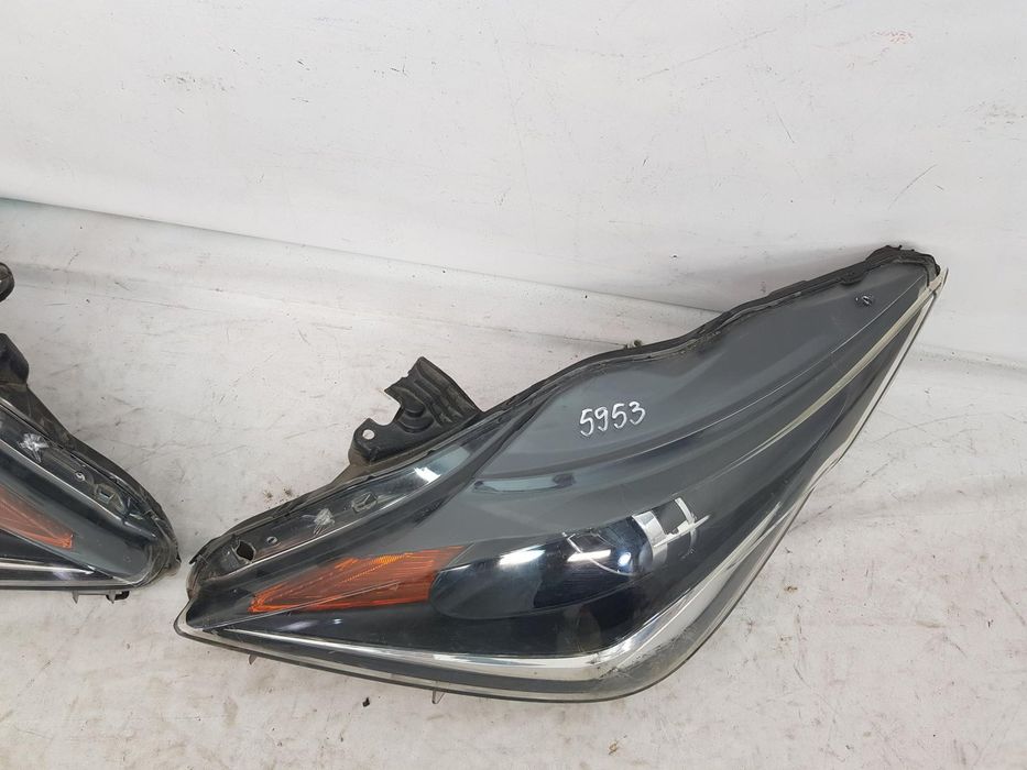 Set far stanga dreapta Toyota Aygo dupa 2014