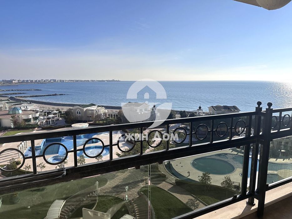 Продава се Тристаен апартамент в Поморие - 88 кв.м за 696 €/кв.м - Снимка #11