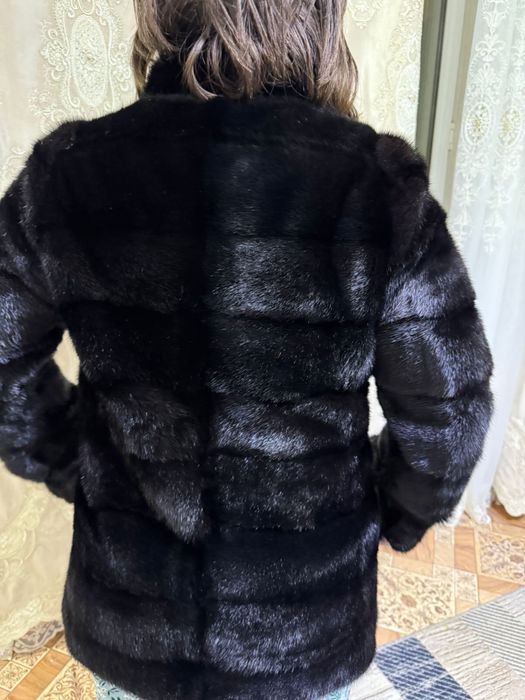 Продам норковую шубу